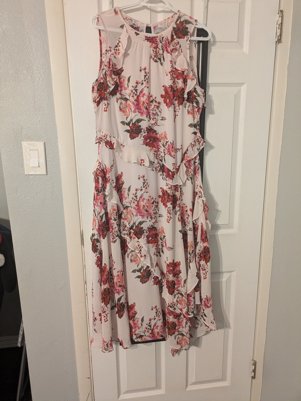 Sundance Blushing Gardens Maxi Dress with Pink Floral Print - Picture 2 of 9